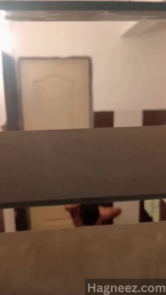 neighbour bhabhi hidden cam bathing