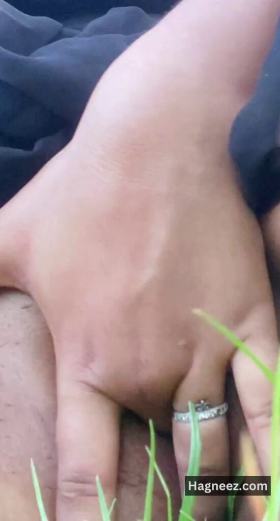 park wali ladki ke fingering pics