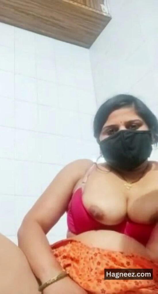 bhabhi blowjob aur fingering ke pics