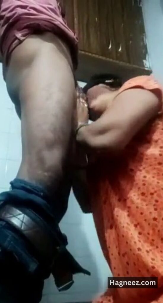 bhabhi blowjob aur fingering ke pics