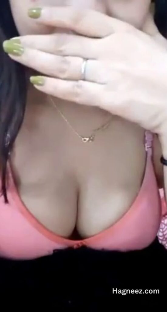 aunty ke bade chooche