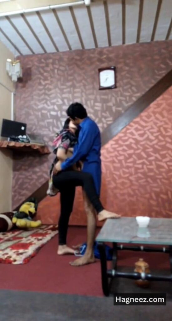 khala ki beti ki chudai pics
