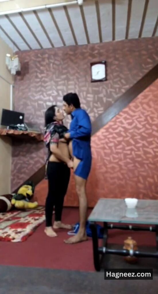 khala ki beti ki chudai pics