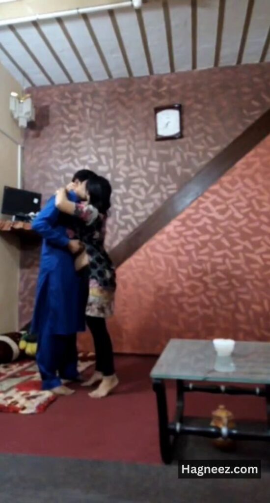 khala ki beti ki chudai pics