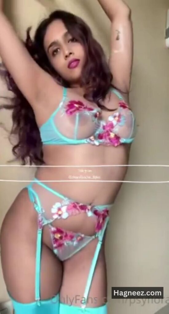 psyfora neelam kudale nudes