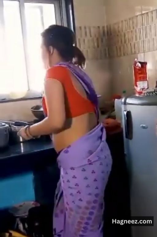 kaamwali bai panty removing photos