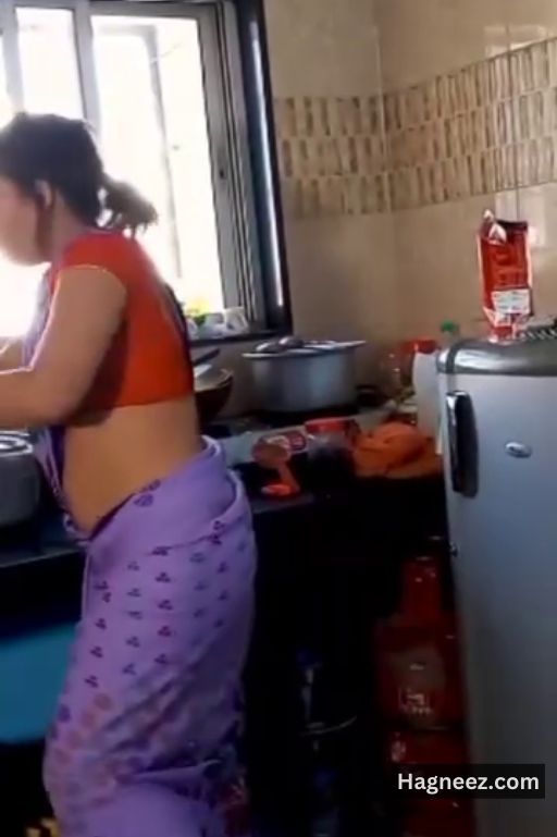 kaamwali bai panty removing photos