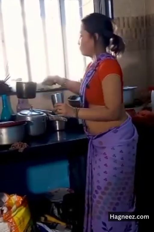 kaamwali bai panty removing photos