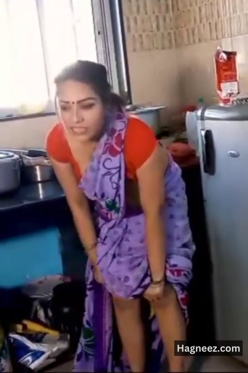 kaamwali bai panty removing photos