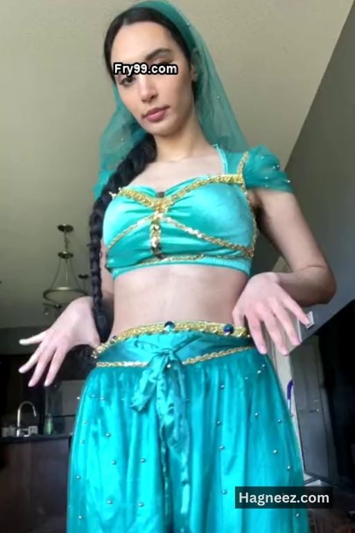 sahar baby onlyfans hairy pussy fingering pics