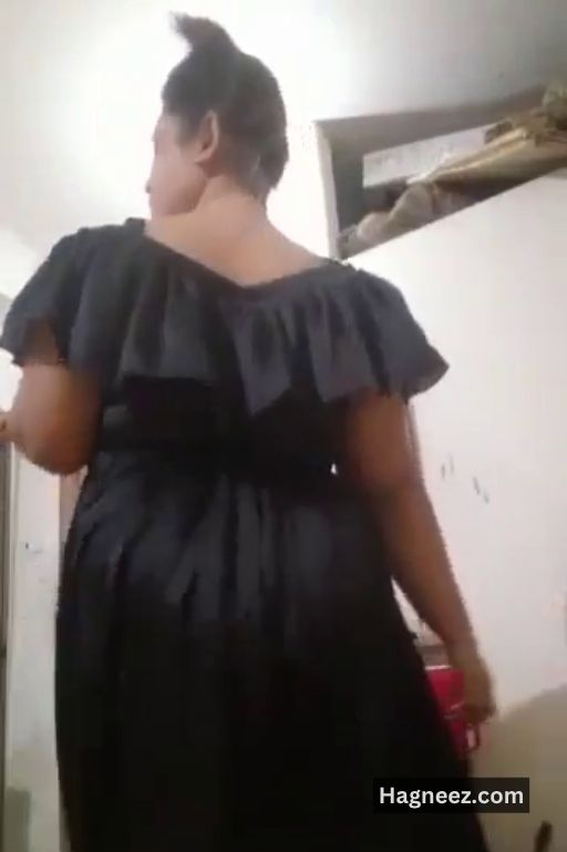 bangladeshi girl tanker boobs nude