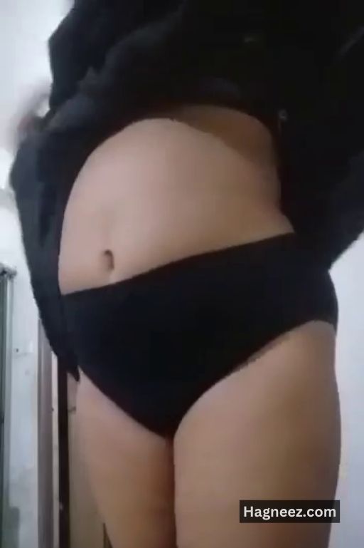 bangladeshi girl tanker boobs nude