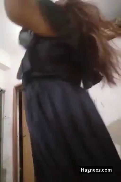 bangladeshi girl tanker boobs nude