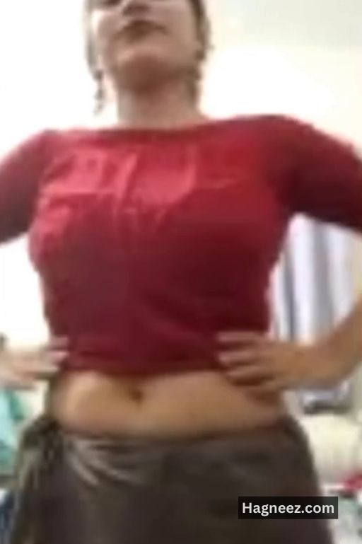 live girl removing clothes nudes