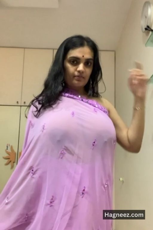 indian wife tanker boobs nudes