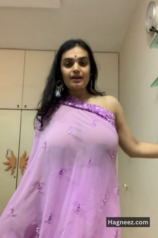 indian wife tanker boobs nudes