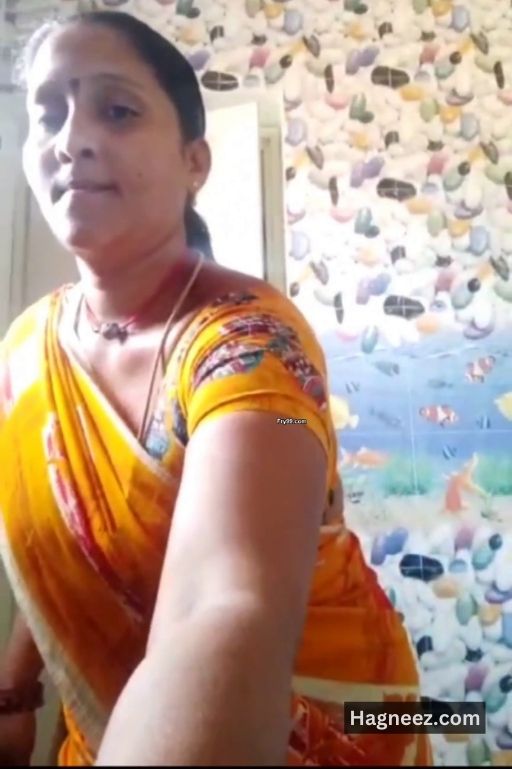 mallu aunty saree removing xxx