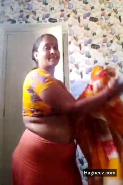 mallu aunty saree removing xxx