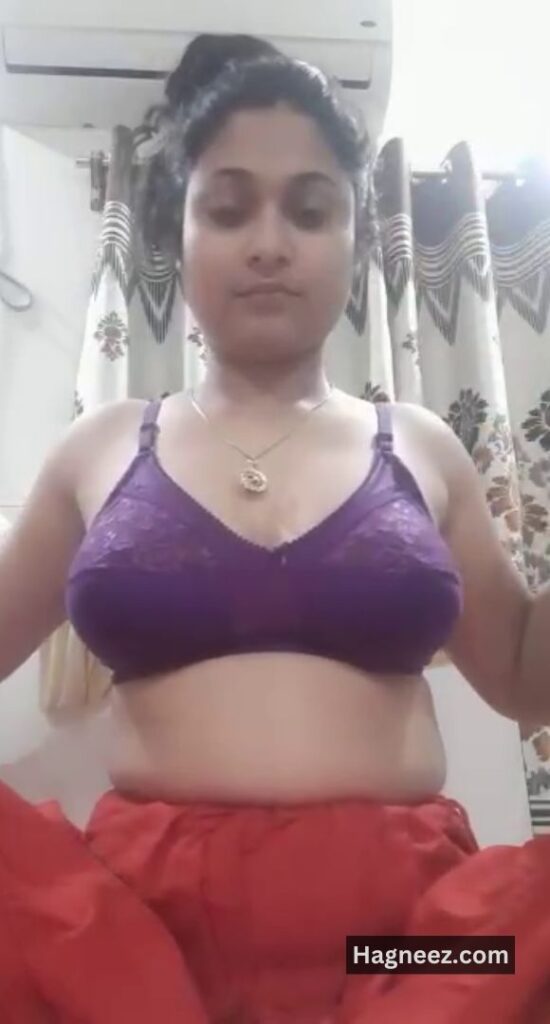 bangladeshi girl boobs nude showing images