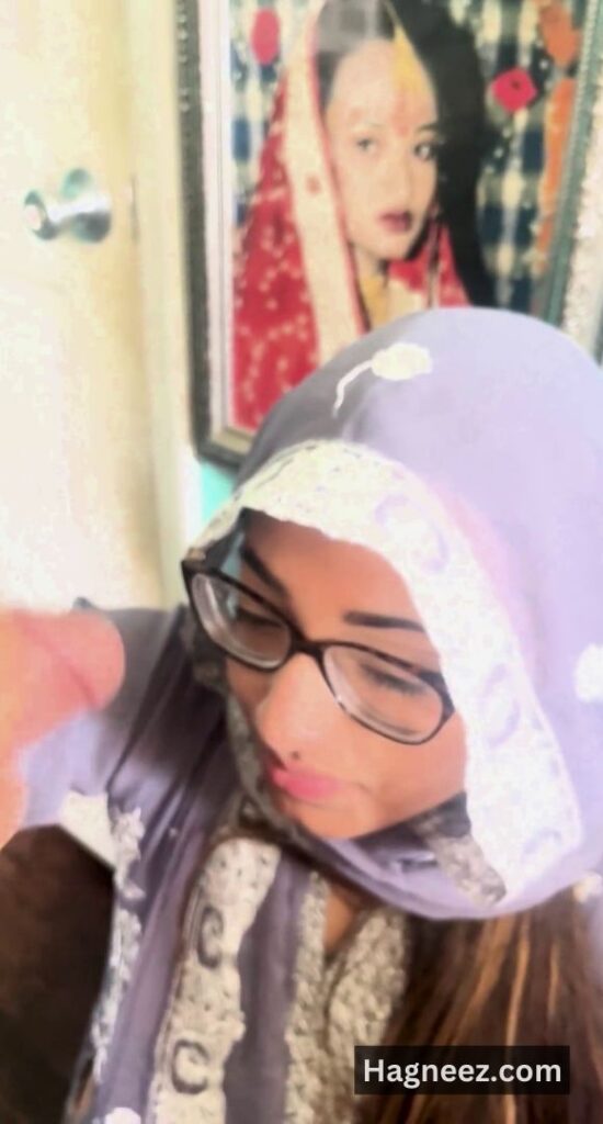 hijabi indian girl cumshot