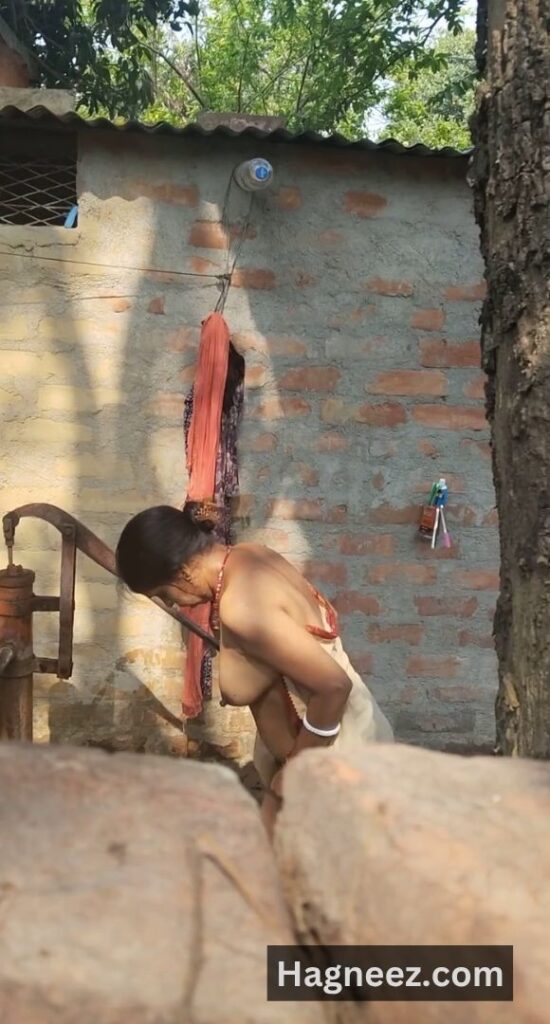 village bhabhi bathing nude