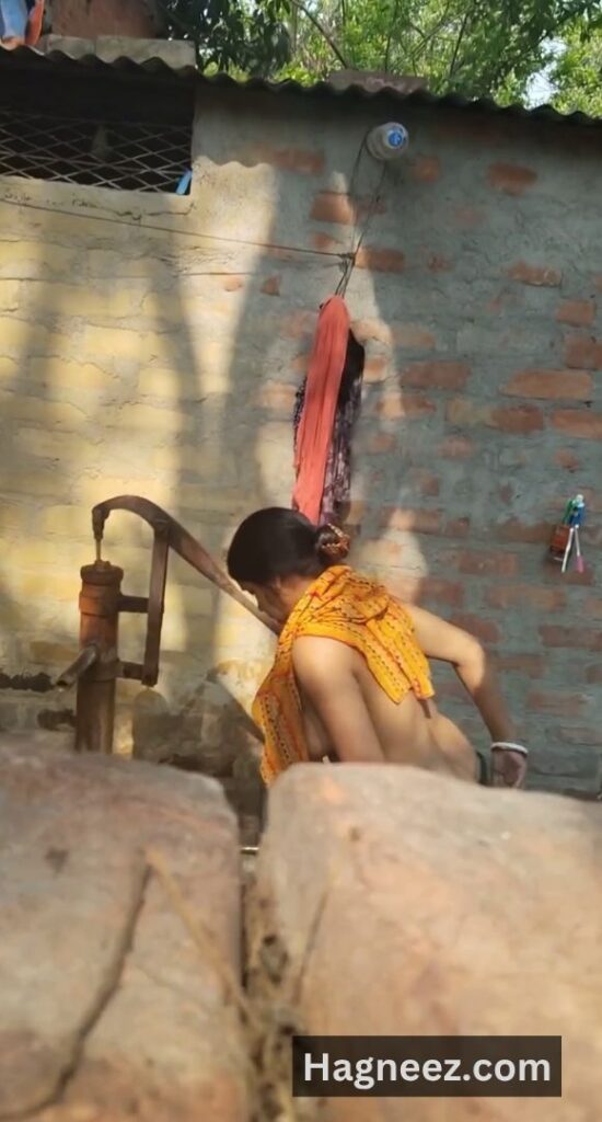 village bhabhi bathing nude