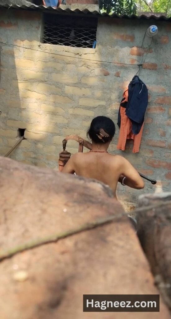 village bhabhi bathing nude