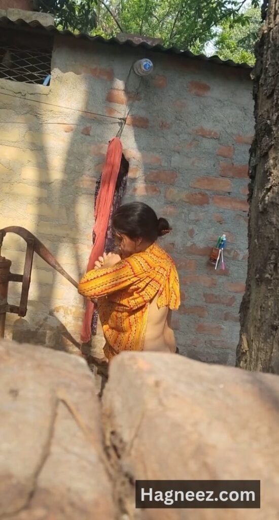 village bhabhi bathing nude