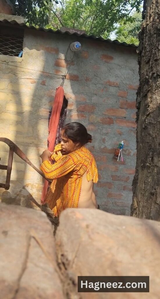 village bhabhi bathing nude