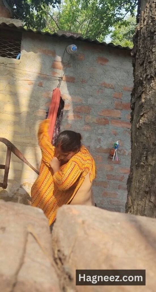village bhabhi bathing nude