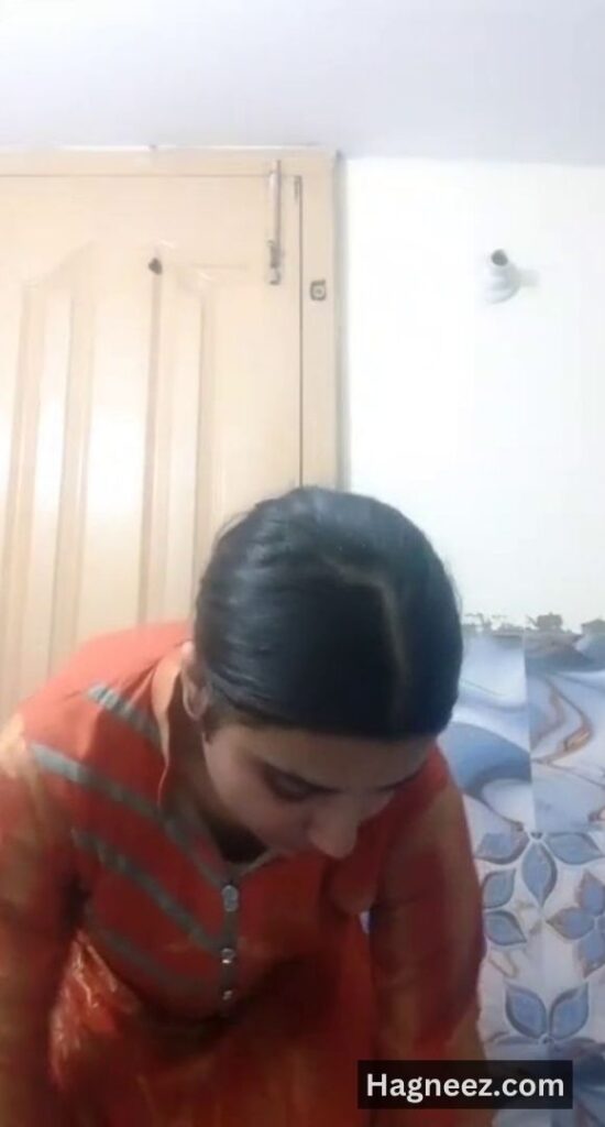 innocent girl shaving pussy porn