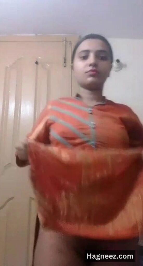 innocent girl shaving pussy porn