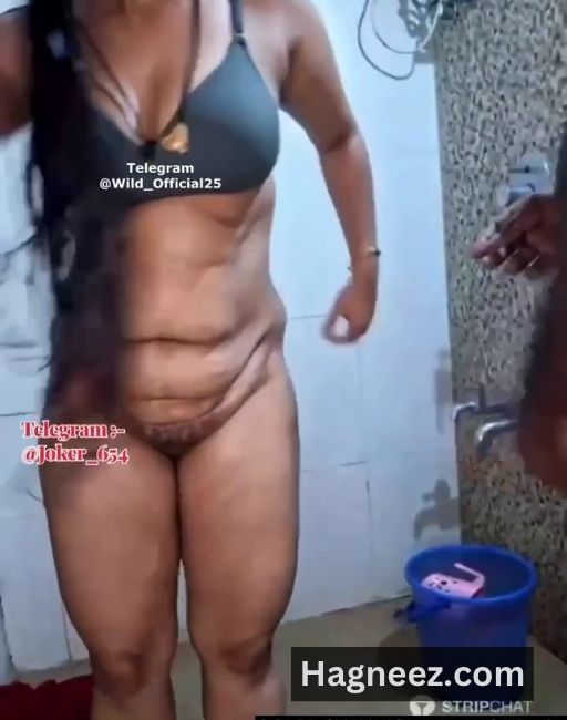 garima g bathroom sex
