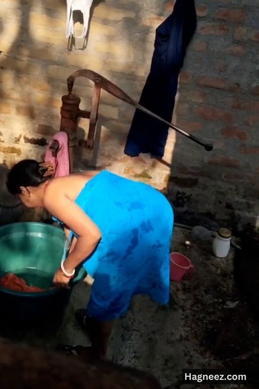 aunty bathing video hidden cam