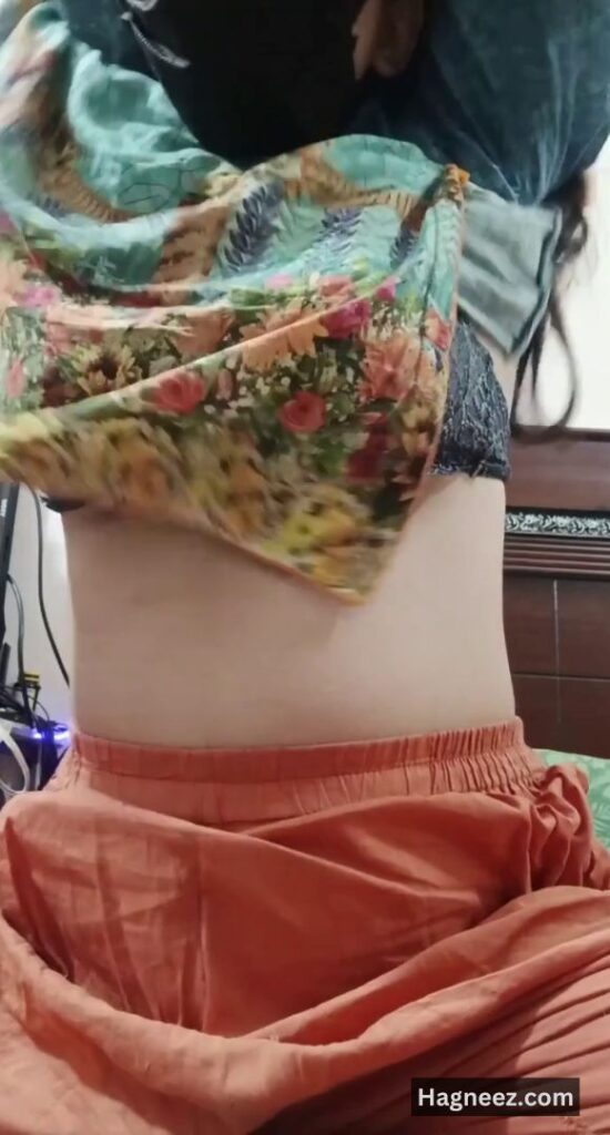 pakistani desi girl nude show
