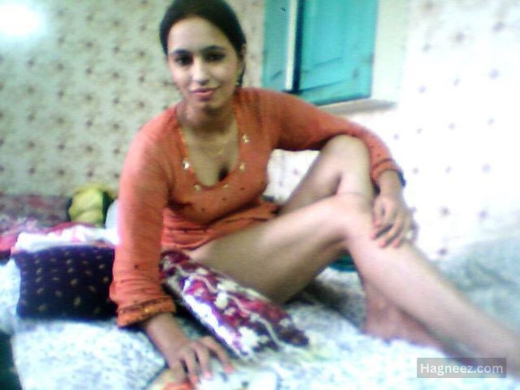 wife ki nangi photos