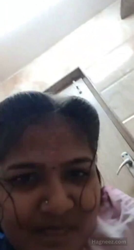 desi girl stripping clothes nude