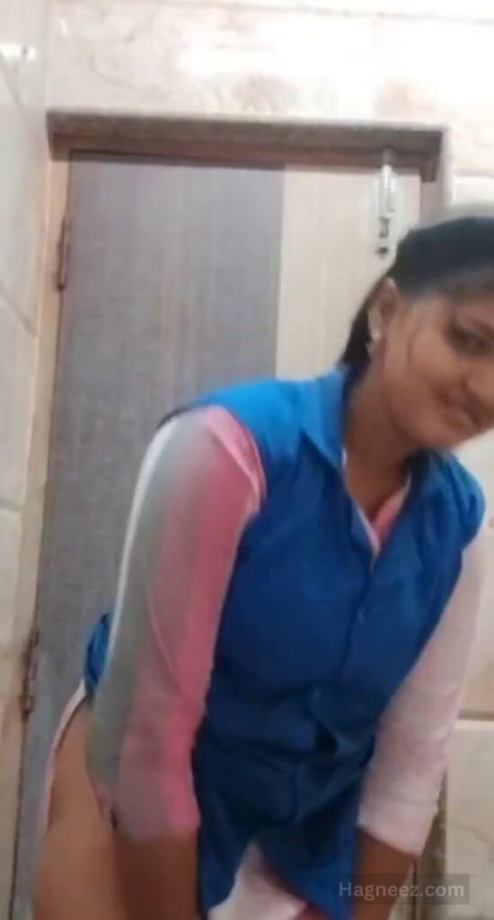 desi girl stripping clothes nude